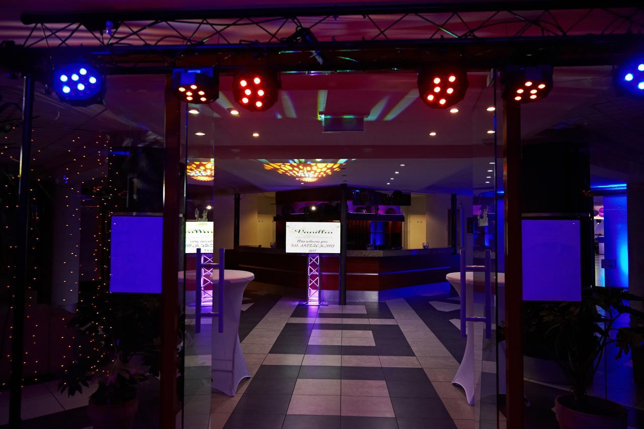 Hotel Vanillia Клукі Екстер'єр фото